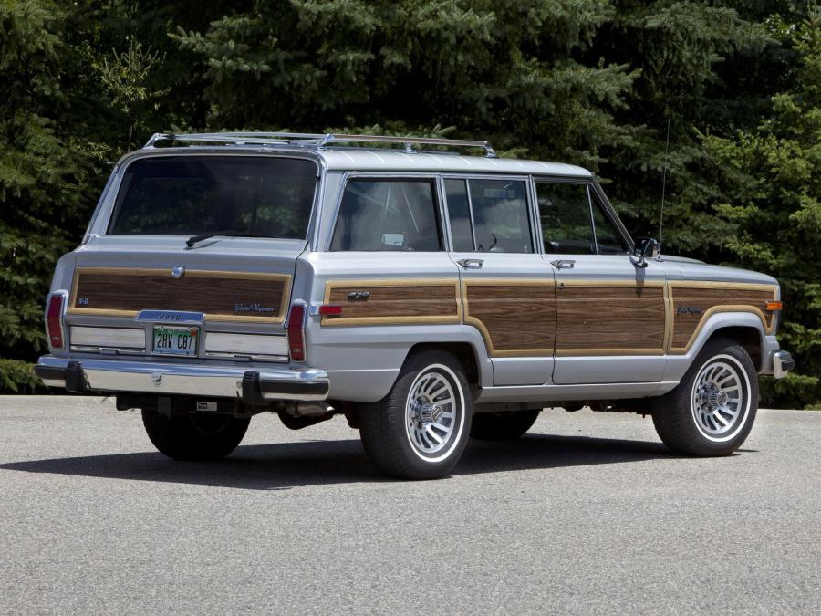  Jeep Grand Wagoneer 1986 года  (фото 2 из 8)